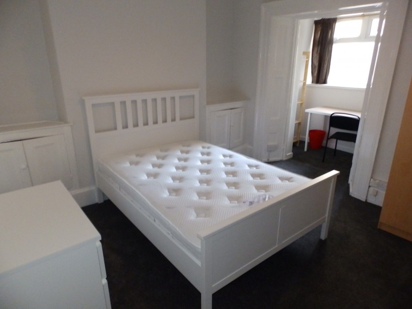 Images for Phillips Parade, Brynmill, Swansea