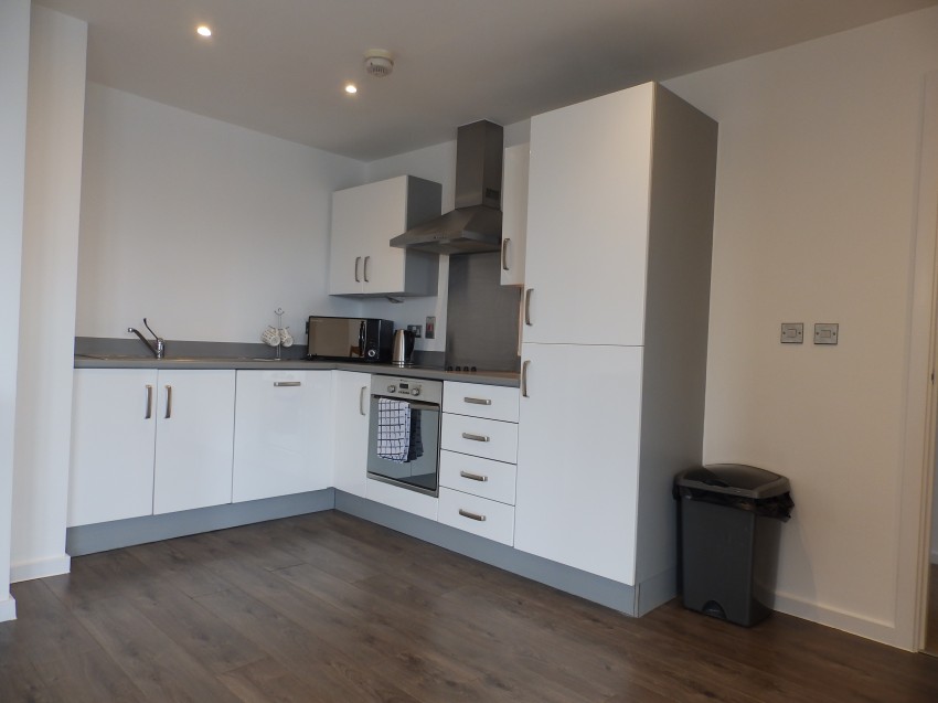 Images for Marina, South Quay, Kings Road, Swansea