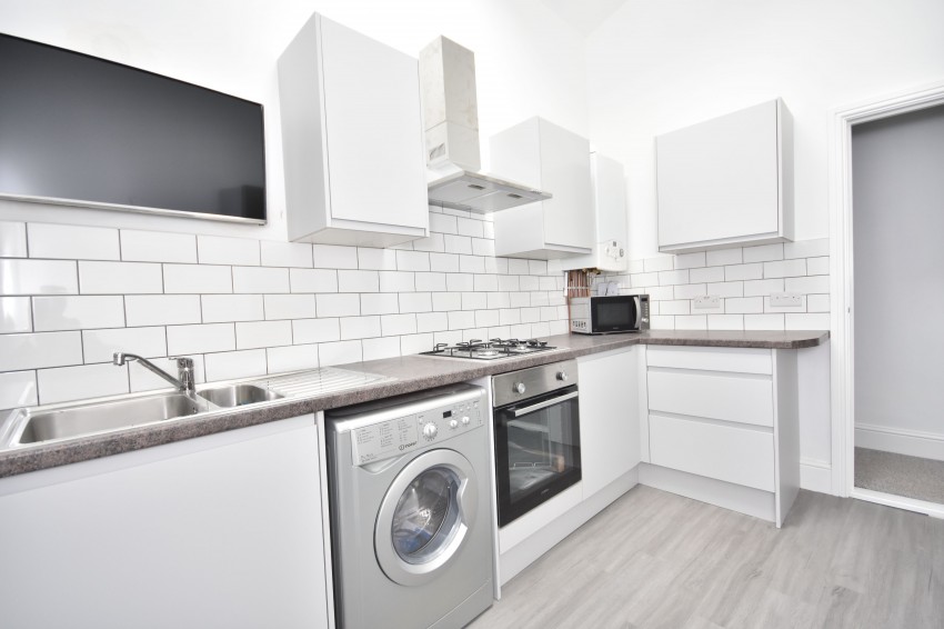 Images for 84 King Edward's Road, Brynmill, Swansea