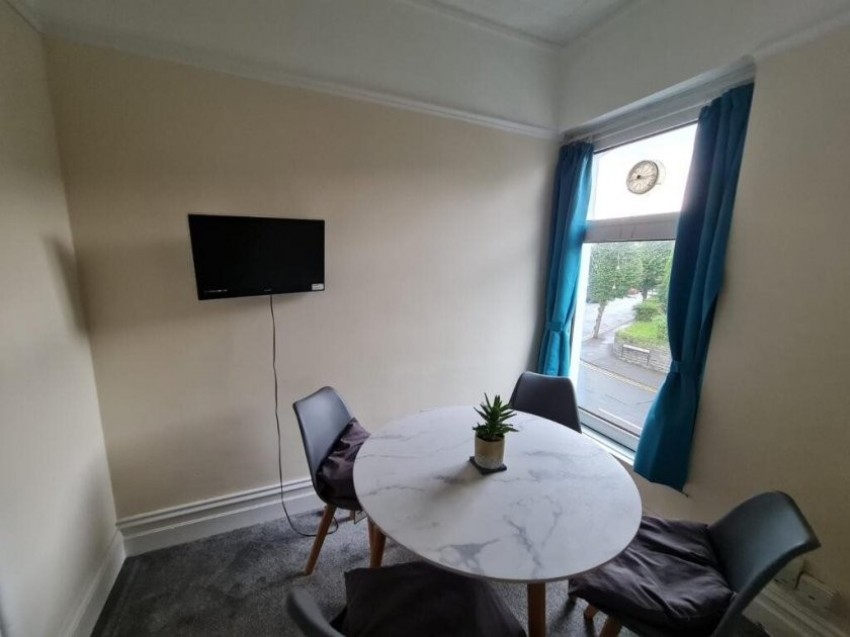 Images for Gwydr Crescent, Uplands, Swansea